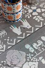 Load image into Gallery viewer, Annie Sloan Stencils