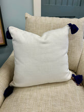 Load image into Gallery viewer, Windsor Sky Pillow 19.5x19.5
